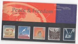 POCHETTE  DE 5 TIMBRES  ANGLAIS - Thème Peace & Freedom   - ( Royal Mail Mint Stamps ) - Sheets, Plate Blocks & Multiples