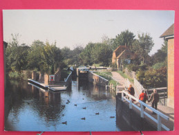 Carte Très Peu Courante - Angleterre - Berkshire - Newbury - The Kennet And Avon Canal - Scans Recto-verso - Sonstige & Ohne Zuordnung