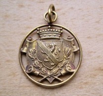 C5 /  Médaille Blason Belge Datée 1919 Et Marquée Buchet A. - Andere & Zonder Classificatie