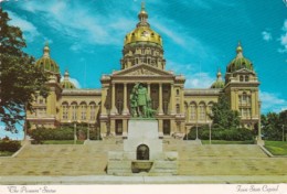 Iowa Des Moines Stae Capitol Building - Des Moines