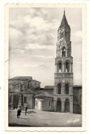 Cp, 87, St-Léonard, Place De L'Eglise - 1955 - Saint Leonard De Noblat