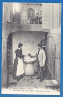 CPA - VOSGES - PLOMBIERES LES BAINS - SOURCE DES DAMES - Animation - Coll. P. Duroch Agence De Location / 39 - Plombieres Les Bains