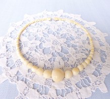 Ancien Collier Ras De Cou Perle Naturelle Perles 40 Cm Circa 1915 Os Matière Noble - Necklaces/Chains