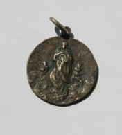 Old Religious Pendant - Religious Medal - Royaux/De Noblesse