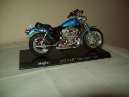 Harley Davidson (1997 XLH Sportster 1200) "Maisto"  Scala 1/18 - Motorfietsen