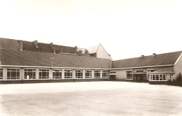 Diepenbeek :  St. Servatiusschool - Diepenbeek