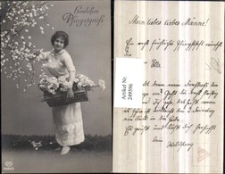 249596,Pfingsten Frau M. Kleid Korb Blumen Blütenzweige Pub EAS 4569/5 - Pfingsten