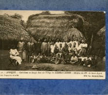 AFRIQUE - CATECHISME EN IMAGES DANS UN VILLAGE DU SIERRA LEONE - MISSIONS DES PP DU SAINT ESPRIT - Sierra Leone