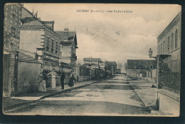 AUNEAU - Rue Emile Labiche - Auneau