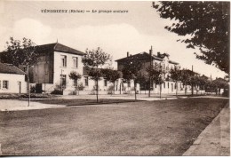 69. Venissieux. Le Groupe Scolaire - Vénissieux