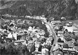 73-BEAUFORT- VUE GENERALE, ROUTE D'ALBERTVILLE - Beaufort