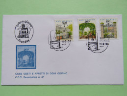 San Marino 2004 FDC Cover - Well Door Castle - Lettres & Documents