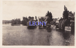 CPSM 9X14  De  LUSSAC Les CHATEAUX  (86) - VUE Sur La VIENNE  -    édit H. MACARY - Lussac Les Chateaux