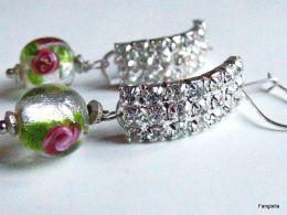 Boucles D'oreilles Strass Argenté Perle Rose En Verre Filé Sur Feuille D'argent  Élégance Et Raffinement Pour Ces Adorab - Ohrringe