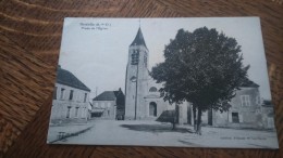 MEREVILLE - PLACE DE L'EGLISE - Mereville