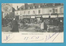 CPA - Métier Marchands Ambulants Le Marché CHATEAUDUN 28 - Chateaudun