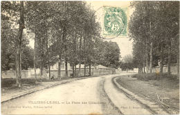 95/CPA - Villiers Le Bel - Place Des Quinconces - Villiers Le Bel