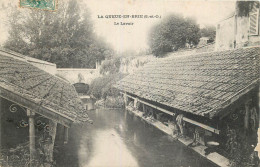 94 - LE QUEUE En BRIE - Lavoir - Lavandières - La Queue En Brie