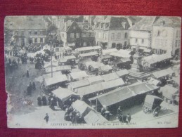 FRANCE / LESNEVEN / LA MARCHÉ UN JOUR DE MARCÉ / 1910 - Lesneven