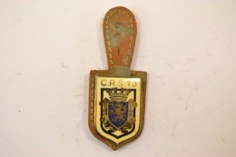 Insigne C.R.S. 13 CRS 13 13° Compagnie Républicaine De Sécurité Drago, Dos Embouti Guilloché - Polizia