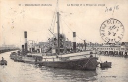 Cpa Ouistreham La Suceuse Et La Drague En  Travail "Aurore " Dragage - Schlepper