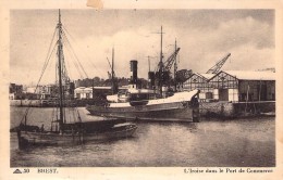 C P A Brest  " Iroise " Dans Le Port Union Maritime Française Dans Le Port - Schlepper