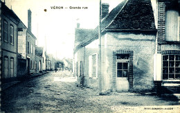 AC 428 - C P A- VERON  -  (89)  GRANDE RUE - Veron