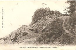 Cpa La Chataigneraie Les Rochers Perraud - La Chataigneraie