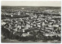 CPSM VERDUN, VUE GENERALE AERIENNE, QUARTIER D'ANTHOUARD, HOPITAL ST NICOLAS ET CATHEDRALE, MEUSE 55 - Verdun