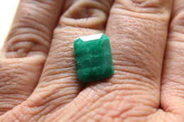 64 - Smeraldo - C.t. 7.65 - Emerald