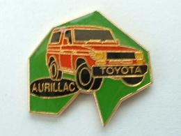 Pin´s TOYOTA AURILLAC - Toyota