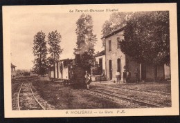 82 MOLIERES LA GARE ANIMEE ARRIVEE DU TRAIN LOCOMOTIVE MECANICIENS - Molieres