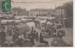 CPA Lesneven - La Place - Le Marché Aux Sabots Bretons(très Belle Animation) - Lesneven