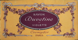 ETIQUETTE ANCIENNE - SAVON DUVETINE VIOLETTE N° 339 - COSMYDOR - Paris - En Très Bon Etat - Labels