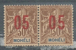 MOHELI N°19 ET 19A N* Variété Surcharge Espacée (1,75mm) Tenant à Normal - Unused Stamps