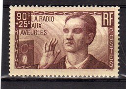 Timbre France Neuf Avec Trace Charniere N° 418 - Other & Unclassified