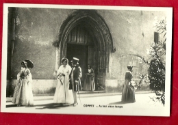 PRL-08 Coppet, Déguisements à La Sortie De L'Eglise. Au Bon Vieux Temps.  Non Circulé - Coppet