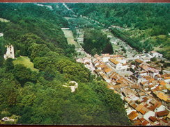 52 - VIGNORY - Vue Aérienne. (Le Donjon) - Vignory