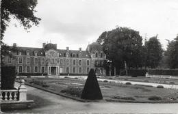 CPM/CPSM - BECHEREL - Château De Caradeuc - Façade Sud - Bécherel