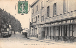 Vaulx En Velin Tramway Café Restaurant - Vaux-en-Velin