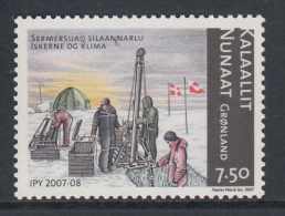 Greenland MNH 2007 Scott #491 7.50k Scientists Drilling Ice Cores - Int'l Polar Year - Neufs