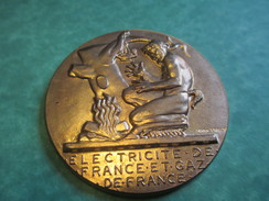 Médaille D'Ancienneté/ Entreprise/ Electricité De France Et Gaz De France/35 Années De Service/CARON/Type1961     MED101 - Professionals/Firms