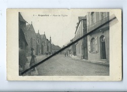 CPA Abîmée - Argentre - Place De L'église - Argentre