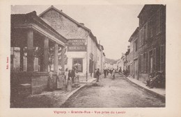 VIGNORY - VUE PRISE DU LAVOIR - BELLE CARTE - SEPIA - TRES ANIME - COMMERCE -  TOP !!! - Vignory