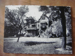 BRAINE-LE-COMTE - Clinique De La Roseraie ( Avenue Houssière ) - Vue Est Assez Rare, Ce N'est Pas La Vue Plus Proche - Braine-le-Comte