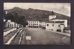 CPSM 64 - SARE - Vue De La Place Prise Du Fronton - TB PLAN CENTRE VILLAGE - Le Pays Basque - Sare