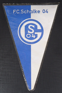 FC Gelsenkirchen-Schalke 04 GERMANY FOOTBALL CLUB, SOCCER / FUTBOL / CALCIO OLD PENNANT, SPORTS FLAG - Bekleidung, Souvenirs Und Sonstige