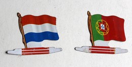 2 Drapeau Biscuits Alsacienne Portugal Luxembourg Petit Exquis Plaque Métal - Other & Unclassified