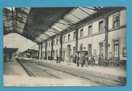 CPA 121 - Chemin De Fer Train Cheminots Intérieur De La Gare De VALENCE 26 - Valence