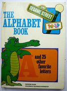 ALBUM POP UP ALPHABET BOOK - SESAME STREET - Random House 1988 Pas KUBASTA Enfantina - Disney